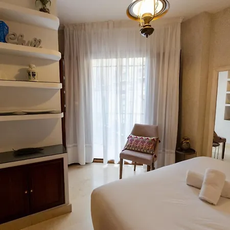 Rentalsevilla A Un Minuto De La Campana