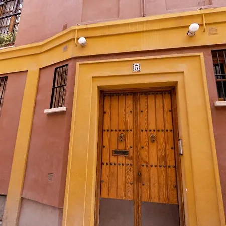 아파트 Rentalsevilla A Un Minuto De La Campana 세비야